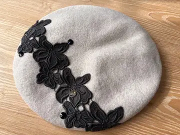 [택 포함 미사용 새상품 (작은 얼룩 있음)] 아테나 뉴욕 베레모