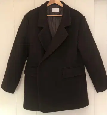 STUNNING LURE 스탠드 카라 멜톤 코트