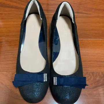 리본 포함 블랙~네이비 플랫슈즈