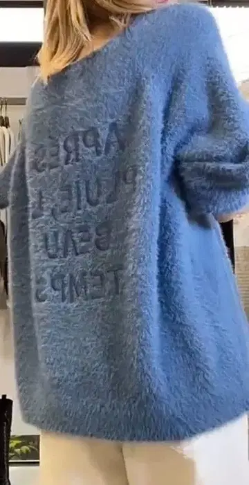 로지 ROSIEE 백 로고 자수 샤기 니트 이시카와 라보 별주 컬러