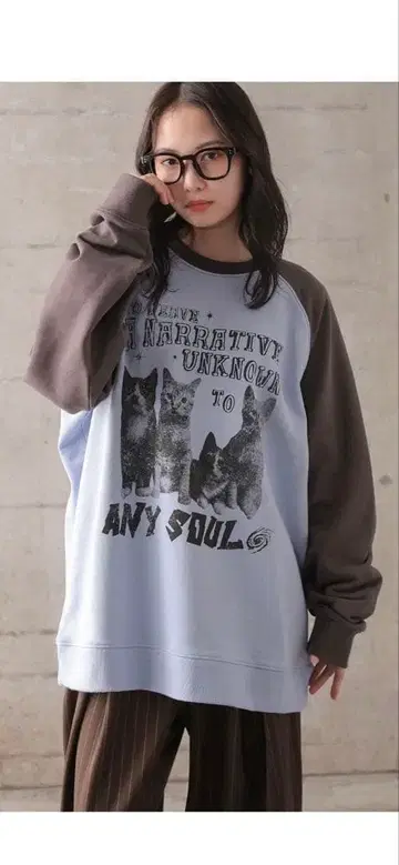 PAGEBOY 펑크캣 맨투맨 블루 PBLIM