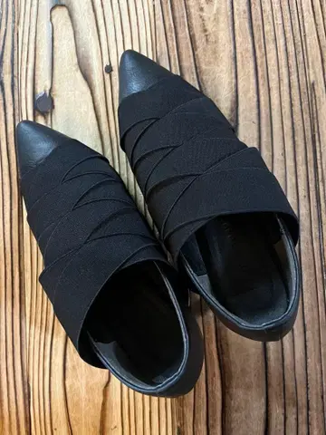 안티카 뜨개질 고어 펌프스 완판템