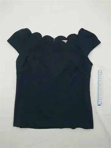 앱와이어리쉬 네이비 반팔 상의 사이즈 1