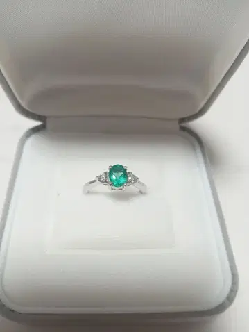 [ 에메랄드 다이아 반지 ]