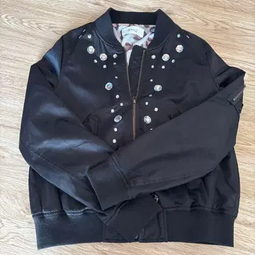 ninamew MA-1 숏 자켓 블랙 키티 블루종