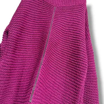 모니레 장식 새상품급 파비아나 필리피 라메입 니트 풀오버 마젠타