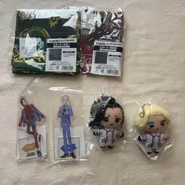 도리벤 원화전 아크릴 스탠드 봉제인형 스카프 코코 이누피