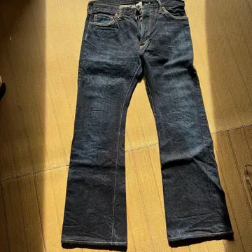 플랫헤드 다크 블루 부츠컷 데님 품번 3007