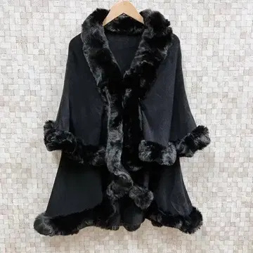 인조 모피 케이프 자켓 망토 판초 겉옷 아우터 블랙