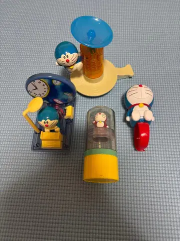 도라에몽 피규어 4개 세트