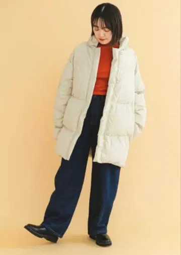 어반 리서치 스탠드 카라 다운 코트 아이보리 화이트 충전솜