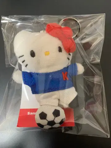 로리즈팜 Me% 헬로키티 토이 키링 3 축구 2