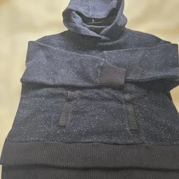 아놀드 파머 네이비 후드 부착 스웨터