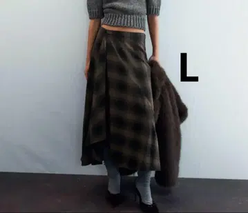 ZARA 자라 체크 무늬 미디 기장 스커트 새상품, 미사용