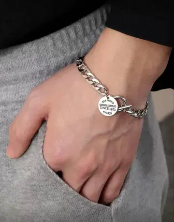 실버 체인 팔찌