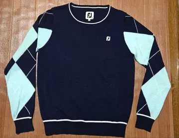 풋조이의 스웨터