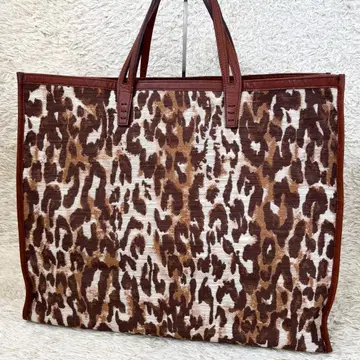 [컨디션 최상] 아바케이션 토트백 탱크 레오파드 대용량 브라운