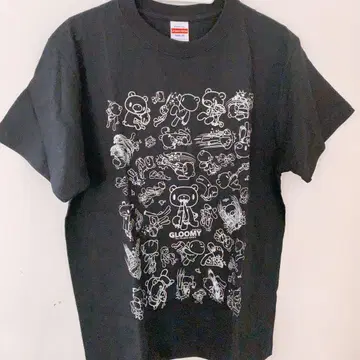 GLOOMY 블랙 리퀴드 실버 T셔츠 M 사이즈