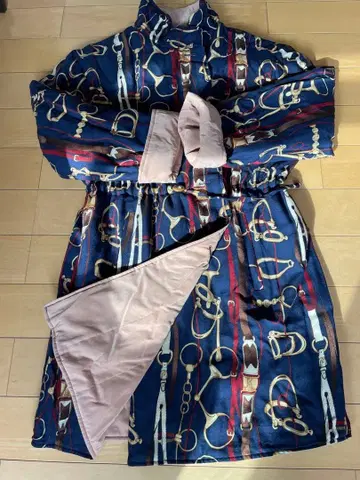 HERNO 이탈리아제 스카프 패턴 리버서블 코트 42