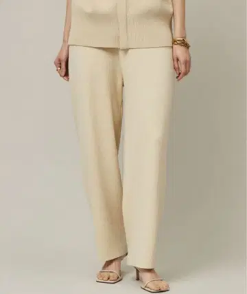 부클레 니트 팬츠