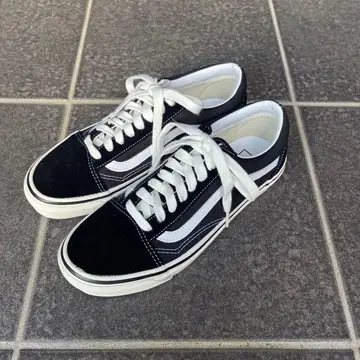 [ 미사용 새상품 ] Vans 올드스쿨 스니커즈 38사이즈 25cm