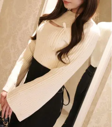 rhinestone flare sleeve knit ivr/M