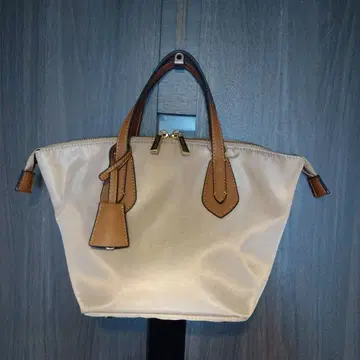 쁘띠 발수 지퍼 토트백 로데스코