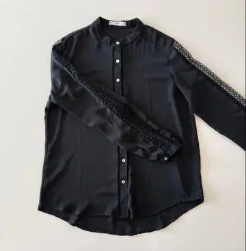 MANGO 레이스 절개 블라우스 셔츠 블랙 M 사이즈