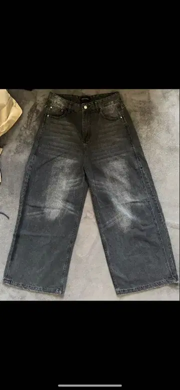 블랙 배기 데님