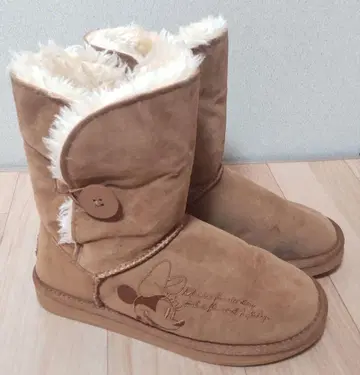 한정판 하이픈 미키 & 미니 무스탕 부츠 디즈니 콜라보