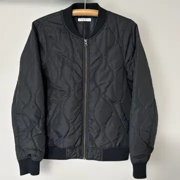 블랙 퀼팅 봄버 자켓 사이즈 M