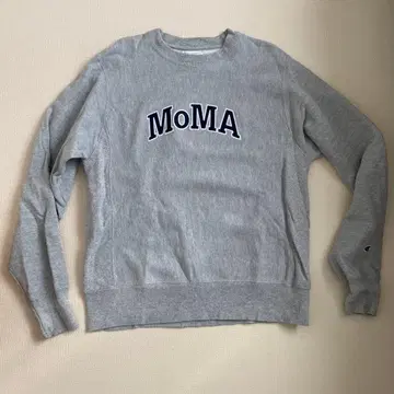 Champion MoMA 로고 맨투맨