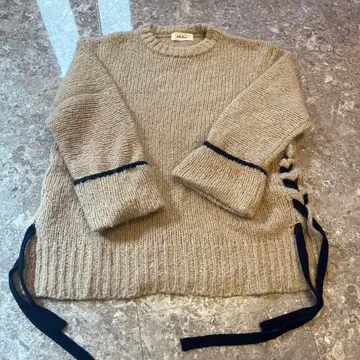 Mila Owen 사이드 리본 니트