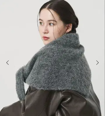 BEAUTY&YOUTH 트라이앵글 머플러 미사용 새상품