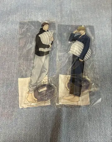 사나우는 새는 날지 않는다 콜라보 카페 Day/Night 아크릴 스탠드