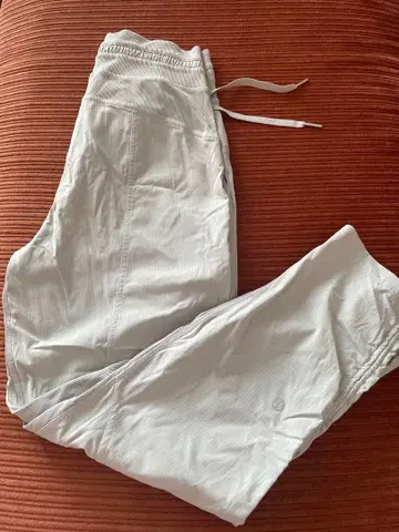 룰루레몬 크롭 팬츠