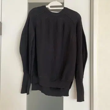 RHC 블랙 리브 긴팔 스웨터 론 헤르만