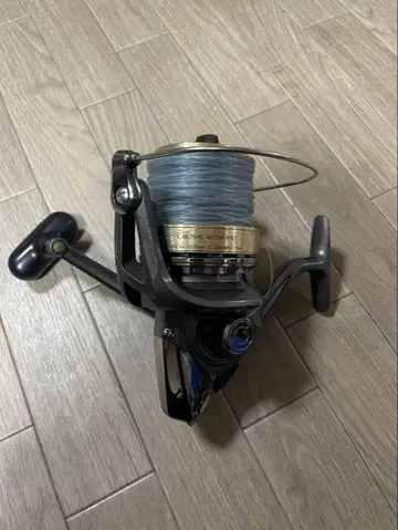 CROSSCAST 6000 스피닝 릴