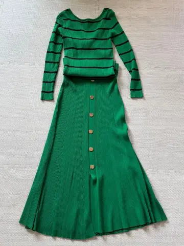 그레이스 콘티넨탈 니트 셋업 36