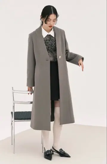 Lily Brown 체스터 코트 그레이 2022