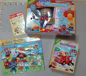 호빵맨 3종 세트 달리는 나사나사 호빵맨 자동차 & 말하는 소방차 퍼즐