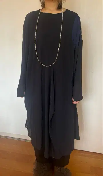 고무 네이비 도트 돌먼 슬리브 원피스