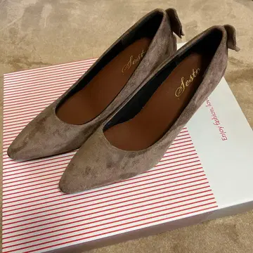 SESTO 세스트 펌프스 브라운 25.5cm 프릴 스웨이드