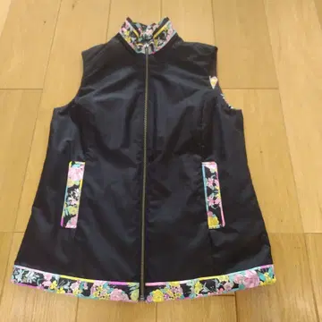 레오나르 스포츠 리버서블 베스트 38