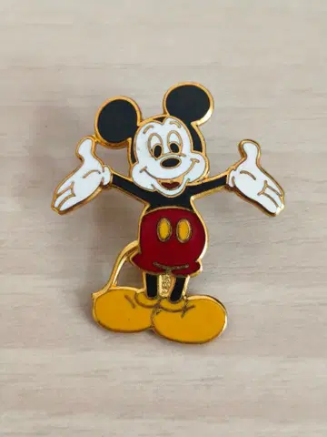 미키마우스 메탈 핀 배지