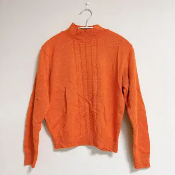 가격 인하 대환영 오렌지 터틀넥 니트 [ M ]