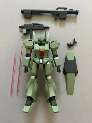 건담 프라모델 HG RGM-89D 제간 D형