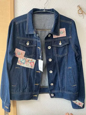 크리스마스 기획 자수 패치 부착 다크 네이비 데님 자켓