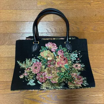 꽃무늬 자수 백 Think Bee!