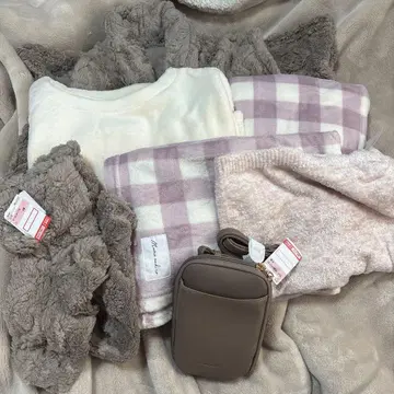 미사용 새상품 mumu 시마무라 룸웨어(LL) and 미니 숄더 세트